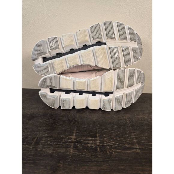 On Cloud 5 Pink Women’s Running Shoes Size 8 - Picture 8 of 8